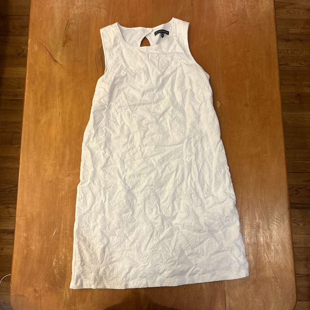 White Sleeveless Dress